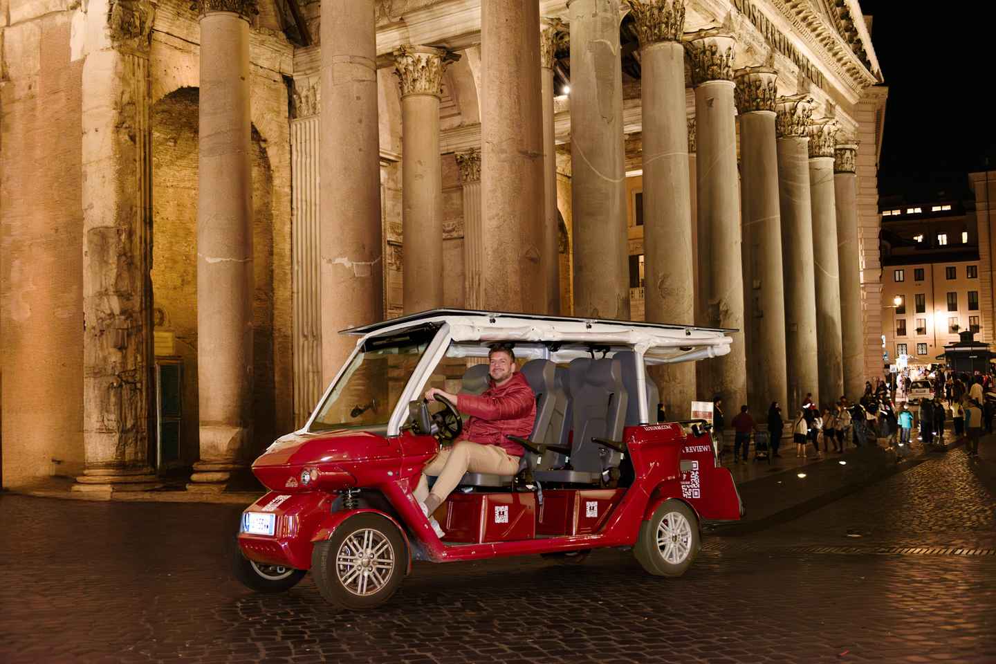 Roma: Tour Notturno in Golf Cart