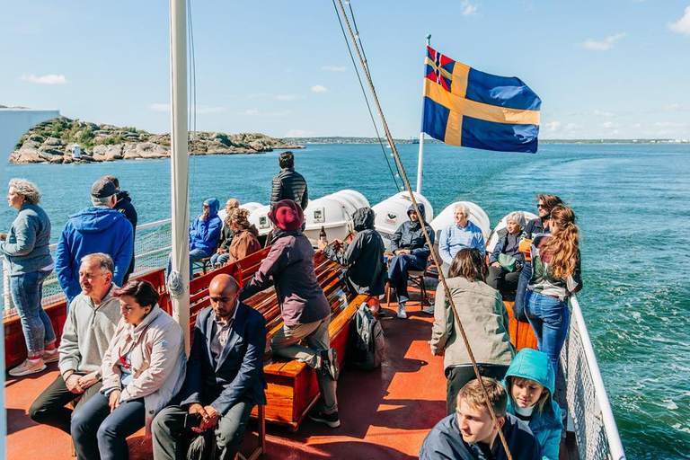 Gothenburg: Archipelago Cruise with Swedish Fika (Guided)