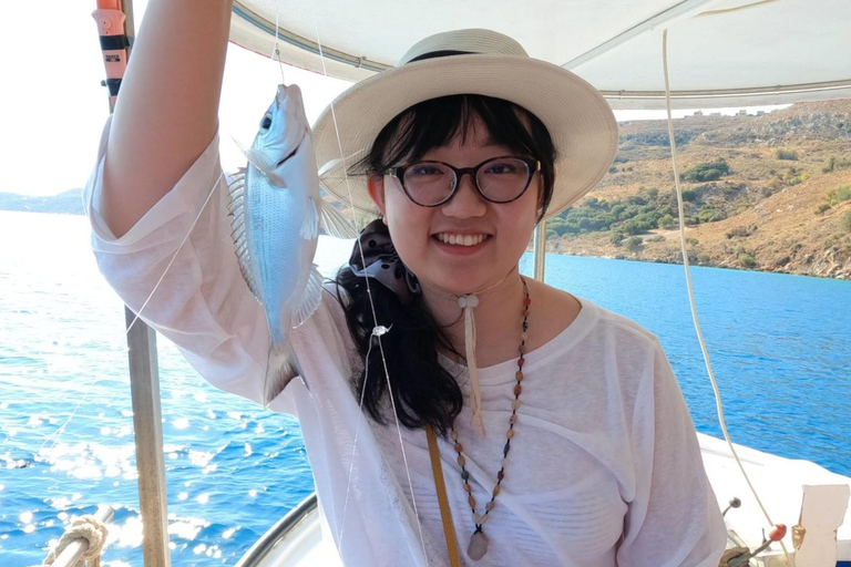 Chania: Angelausflug mit Frühstück und SchwimmenChania: Fischerbootfahrt mit Frühstück und Bademöglichkeit