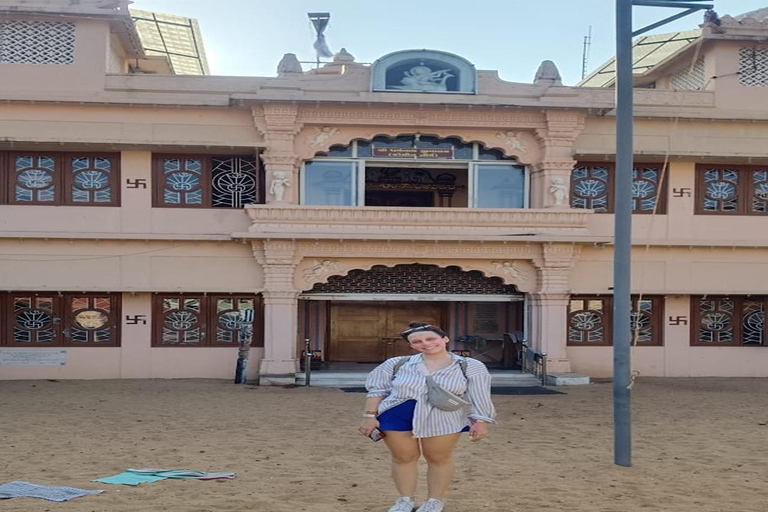 Kochi: Tuk-Tuk-Ausflug mit versteckten SchätzenKochi: Ausflug mit dem Tuk-Tuk zu versteckten Schätzen