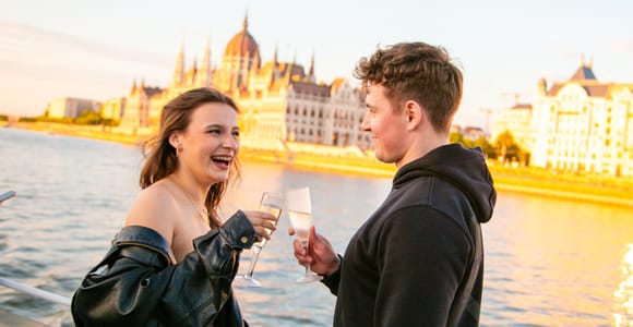 Budapest: Sip & Sail Prosecco Cruise | Sightseeing | Photos