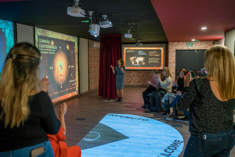 Malaga : Cours de flamenco à 16h + 1 heure de spectacle, 3 tapas et une boissonMalaga : 2,5 heures de spectacle de flamenco, atelier, tapas et boissons