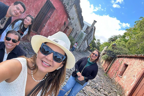 Colonia del Sacramento: Private Sightseeing Tour with a Brazilian Guide
