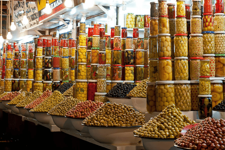 Casablanca: Layover Sightseeing Tour with Airport Transfer Layover including the Moroccan Hammam and traditional Dinner