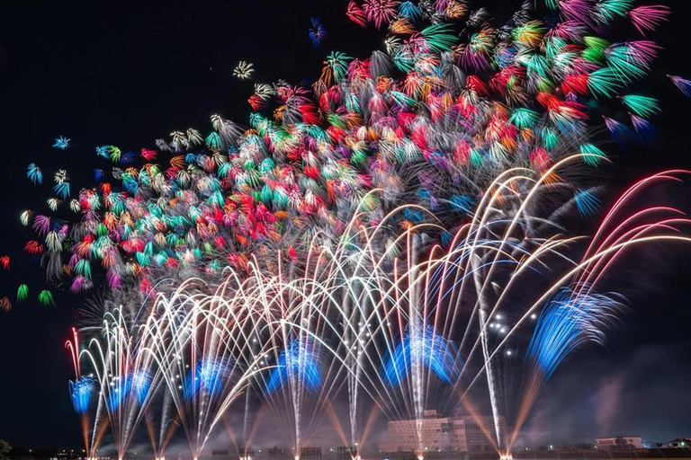 Oyama Fireworks Festival 2026: Day Trip from Tokyo 13:00-14:00 Pick up From Hotel