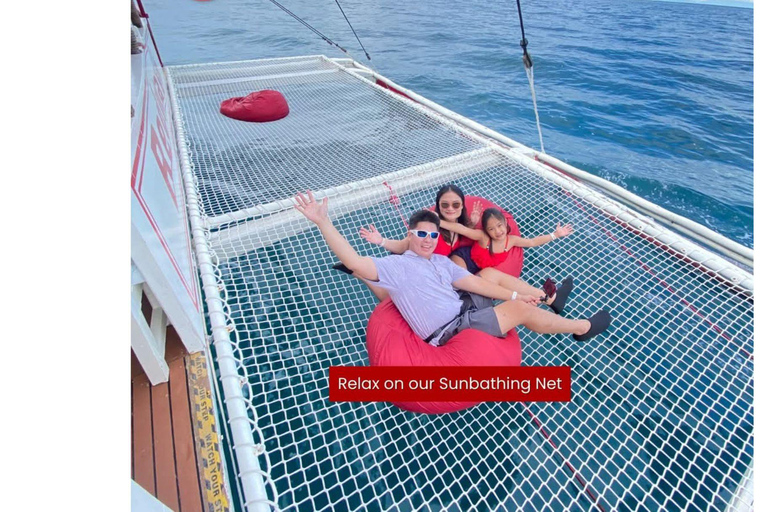 Boracay: Red Wave Island Hopping Tour with Water Activities