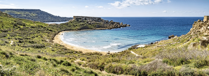Malte : excursion privée en bateau à Golden Bay avec snorkeling