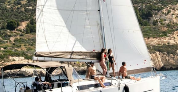 Cagliari: Segeltour mit Schnorcheln und Prosecco-Toast