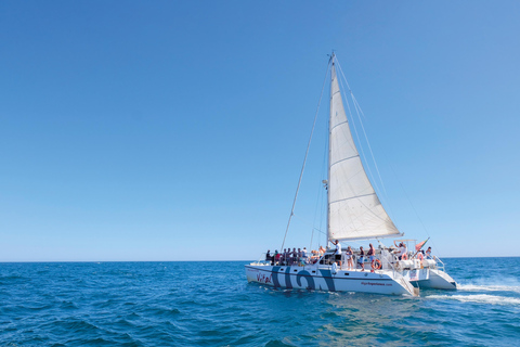 Desde Vilamoura: Experiencia en Catamarán al Atardecer