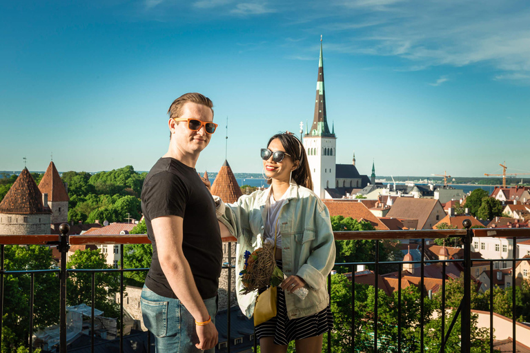 Prywatna sesja zdjęciowa w Starym TalliniePrywatna sesja zdjęciowa Majestic Tallinn Tour