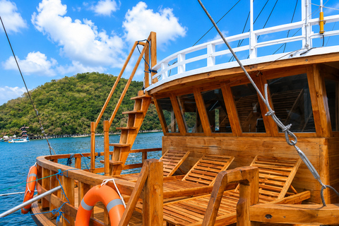 Labuan Bajo: 3-Day Komodo Sailing Ocean View Cabin All Fees Standard Boat | Sharing Room Ocean View | Tiket not Included