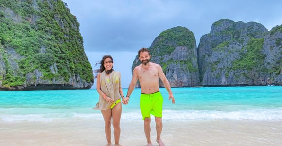 Phuket: Premium Tagestour zur Phi Phi-Maya-Bambusinsel