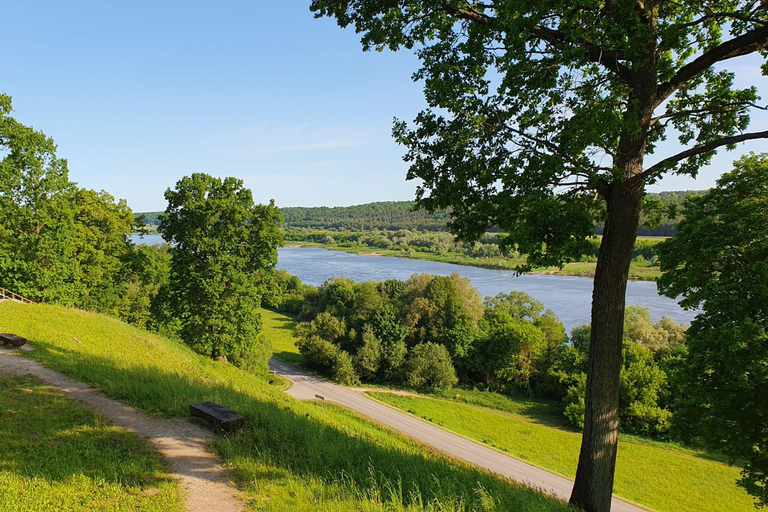 From Vilnius: Kaunas & Nemunas River Castles Tour