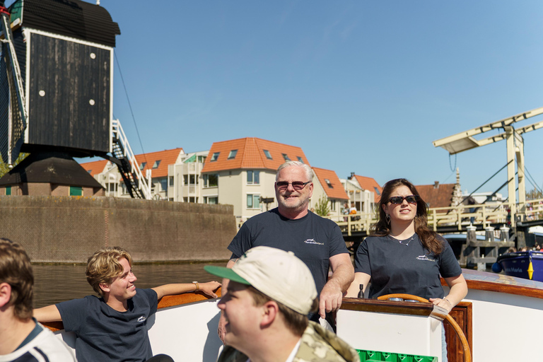 Leiden: Guided City Canal Cruise