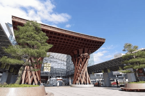 Kanazawa Private Custom Tour with Local Guide