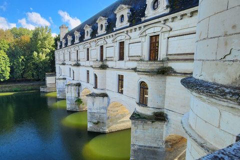 Paris to Loire Valley Castles Chambord & Chenonceau -DayTrip
