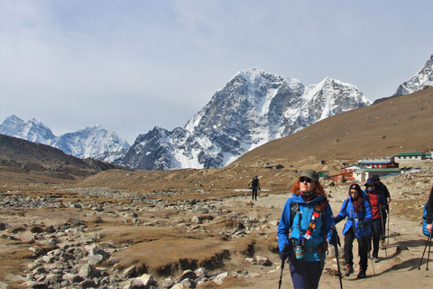 Von Lukla aus: Everest High Pass Trek - 15 Tage