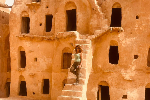 From Tunis: 3-Day Sahara Desert and Berber Villages Tour