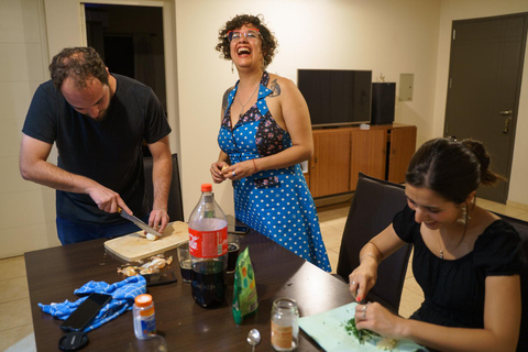 4h Cooking Class in Lima: Iconic Dishes & Bottomless Drinks Private cooking class