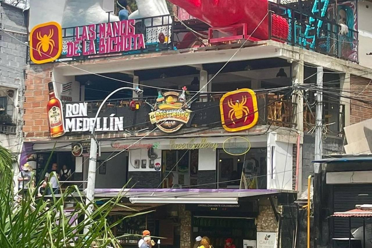 Private walking tour through the Comuna 13 of Medellin.