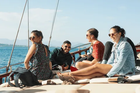 Athens: Agistri, Moni, and Aegina Cruise with Lunch & Drinks