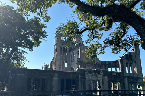 Hiroszima i Miyajima UNESCO - 1-dniowa wycieczka autobusowaZ dworca JR Hiroshima (bez lunchu)