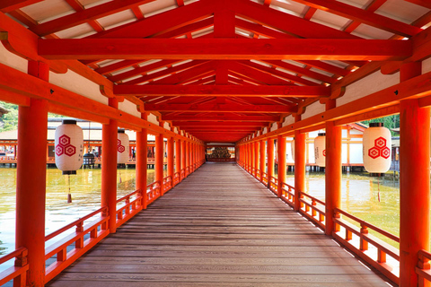 1-tägige Miyajima &amp; Iwakuni Tour: Ikonische japanische Landschaften