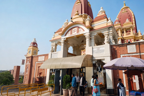 Delhi: A Day Between Gates, Gardens, and Tombs
