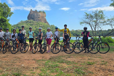 Sri Lanka 14-Day Small-Group Cycling Tour