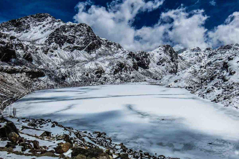 From Kathmandu: Gosaikunda Lake 15-Day Trek with Transfers