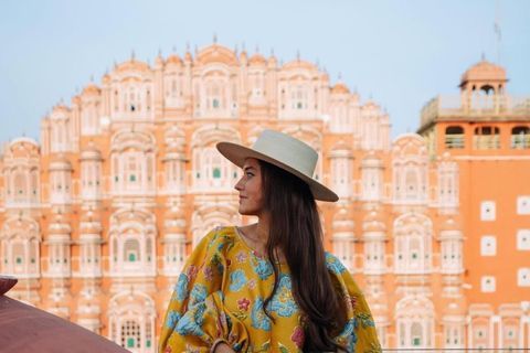 From Jaipur: Explore Amber Fort, Jal Mahal & More by Car Private Experience with Personal Car, Driver and Guide