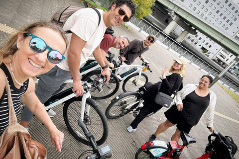 Tour de E-Bike em Osaka com um guia localPasseio de E-Bike em Osaka