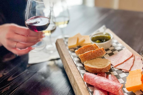 Niagara-on-the-Lake: Tour del vino e dei salumi con degustazione