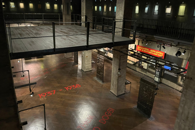 Tbilisi: Museum of Soviet Occupation Guided Tour