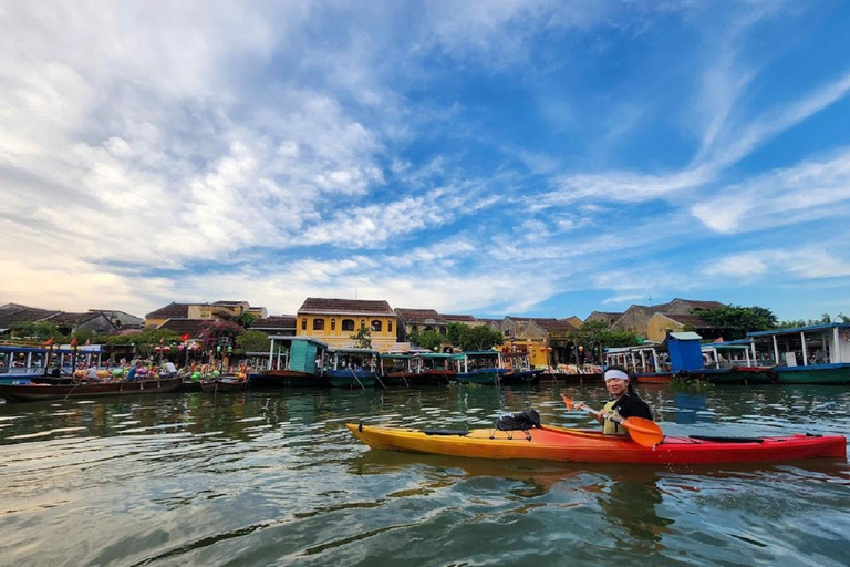 Hoi An: Old Town to Mangrove Forest Kayak Tour