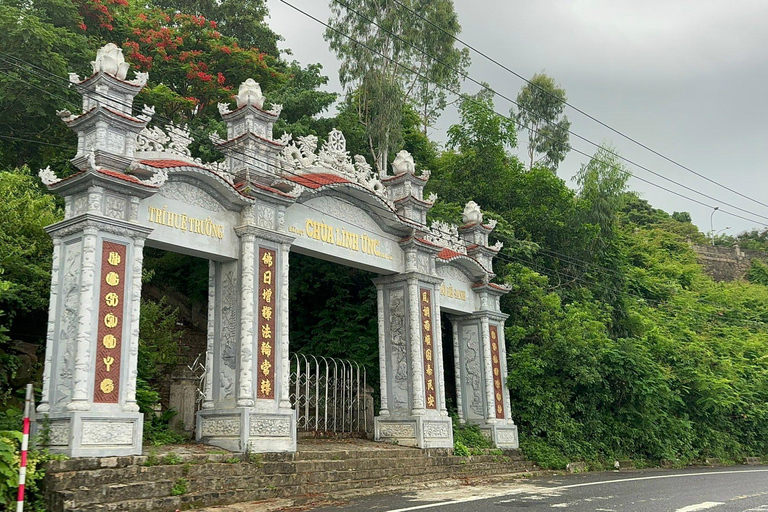 Halve dag Da Nang City Sightseeing Privé Tour op de motorMotortour