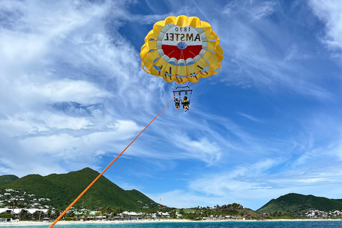 St. Martin: Orient Bay Parasailing Experience