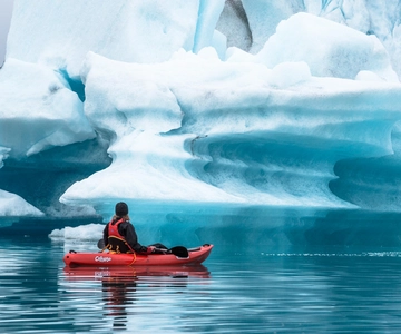 Jökulsárlón Glacier Lagoon Kayaking Tour