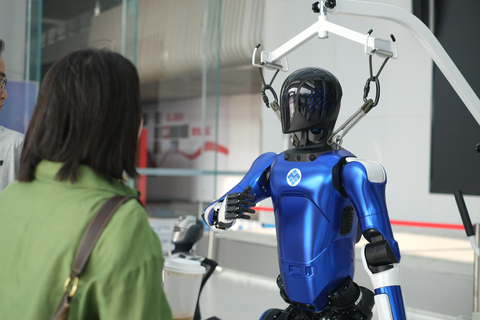 Guangzhou Tech Tour: Decode the City's Living Tech Ecosystem