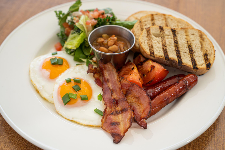 Warschau: Frühstück im Hard Rock Cafe