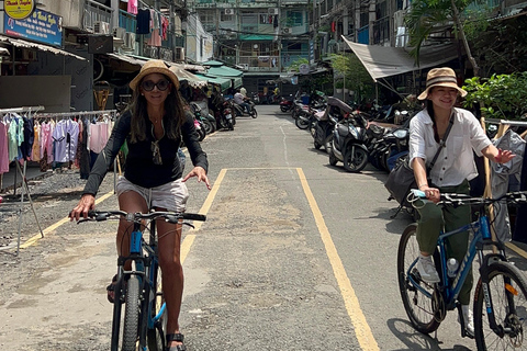 Visite touristique de Ho Chi Minh Ville et de ses joyaux cachésExcursion en moto