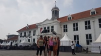 Lernen Sie das einzigartige Ambiente von Jakarta kennen, sehen und spüren. - Housity