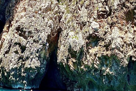 From Leuca: Adriatic Boat Tour with Ionian Caves & Swimming Leuca: tour Adriatic + Ionian caves 3 h ( low season)