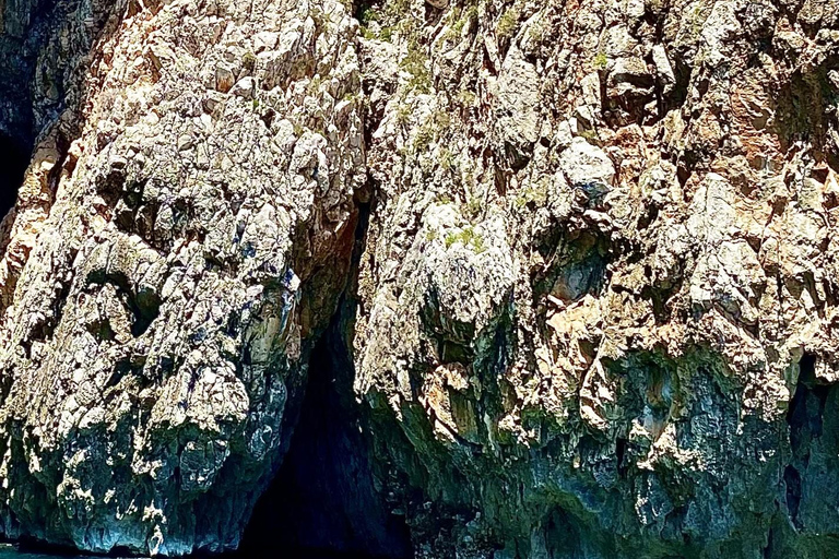 From Leuca: Adriatic Boat Tour with Ionian Caves & Swimming Leuca: tour Adriatic + Ionian caves 3 h ( low season)