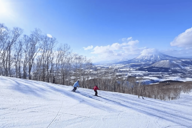 Hokkaido: Ganztägige Sapporo Skigebietstour mit Ausrüstungsoptionenskimeister zwei Stunden