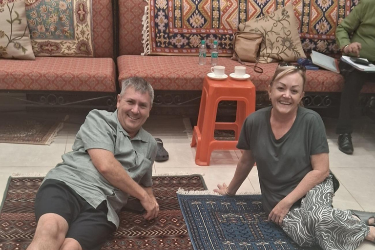 Delhi: Private Shopping Tour with Hotel Pickup