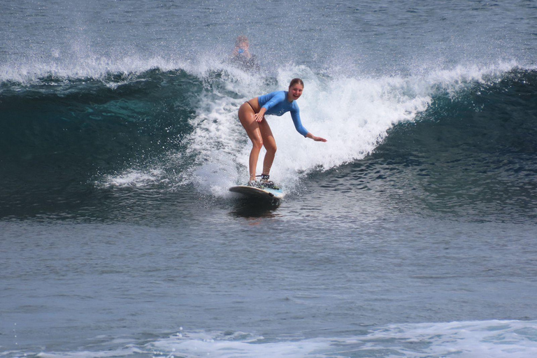 Uluwatu: Clase privada de surf con fotos y vídeos de surf