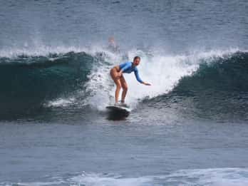 Uluwatu: Private Surf Lesson with Surf Photos & Video