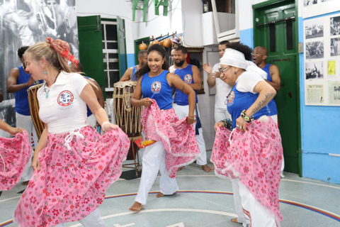 Salvador: Cultural Night of Capoeira, Samba, and Drumming