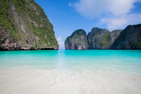 Phi Phi Island, Maya Bay Sunset & Plankton Speedboat Tour - Housity